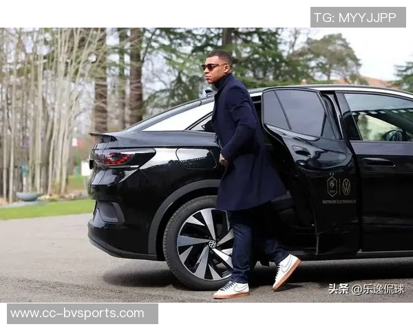 姆巴佩26岁获赠豪车却无驾照收藏不驾驭引发热议