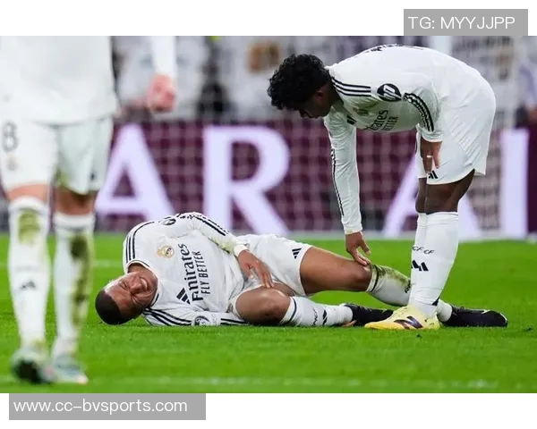 皇马国王杯将进行大规模轮换姆巴佩肌肉和膝盖双重不适